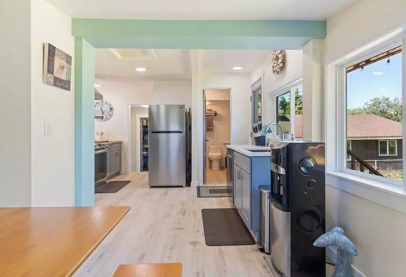 1/2 Mi To Ocean: Copalis Beach Hideaway!