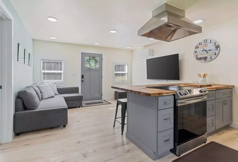 1/2 Mi To Ocean: Copalis Beach Hideaway!