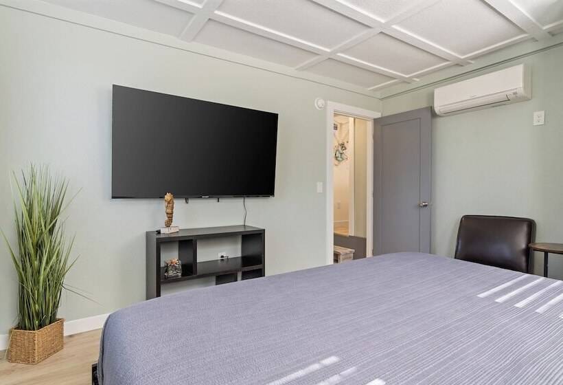 1/2 Mi To Ocean: Copalis Beach Hideaway!