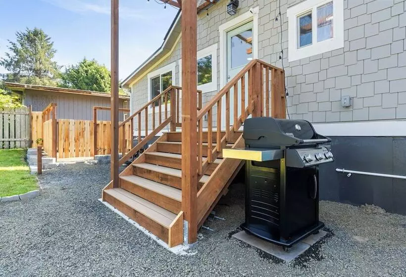 1/2 Mi To Ocean: Copalis Beach Hideaway!