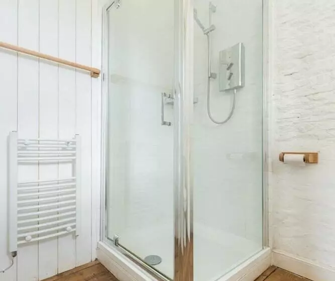 Cozy Studio At Crackstone Barns In Minchinhampton