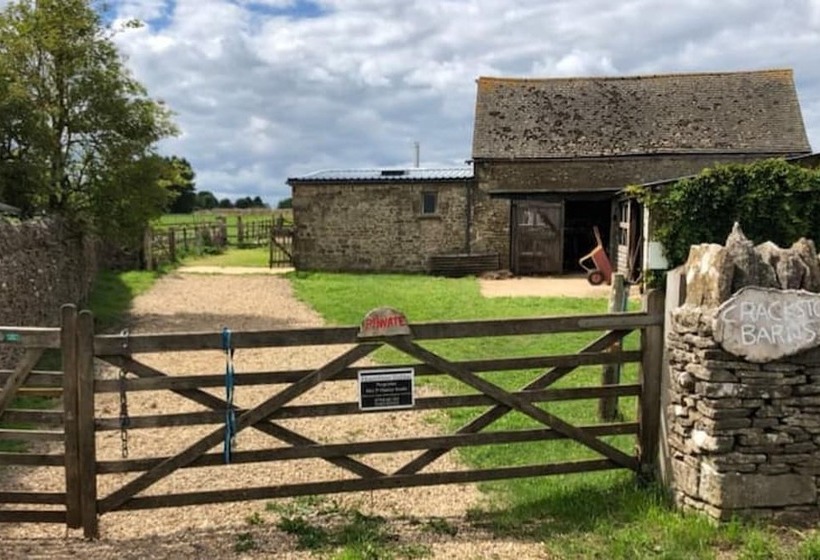 Cozy Studio At Crackstone Barns In Minchinhampton