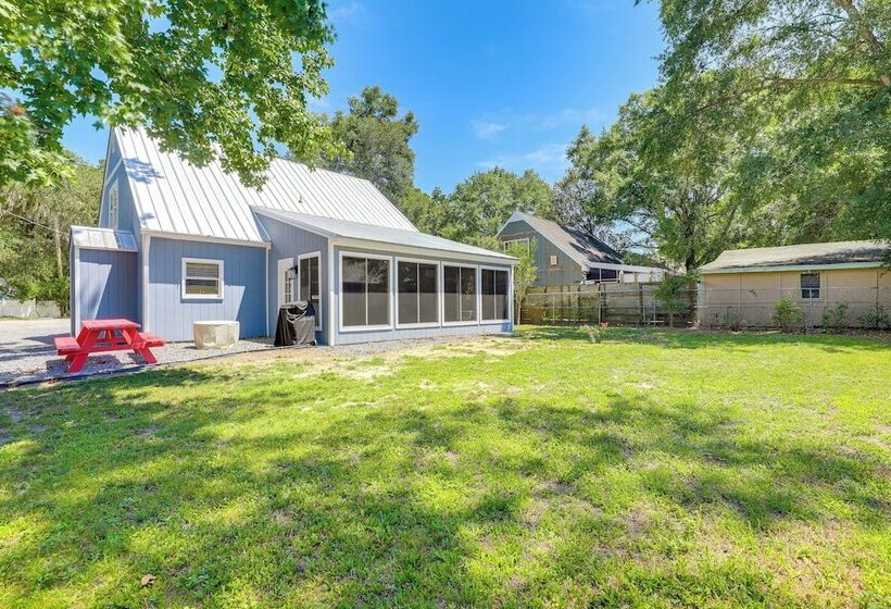 Cute Pawleys Island Home: Swim, Golf, Shop & More!