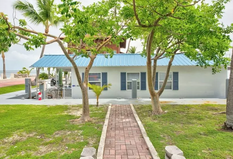 Hotelli Aqua Lodges At 47th Street