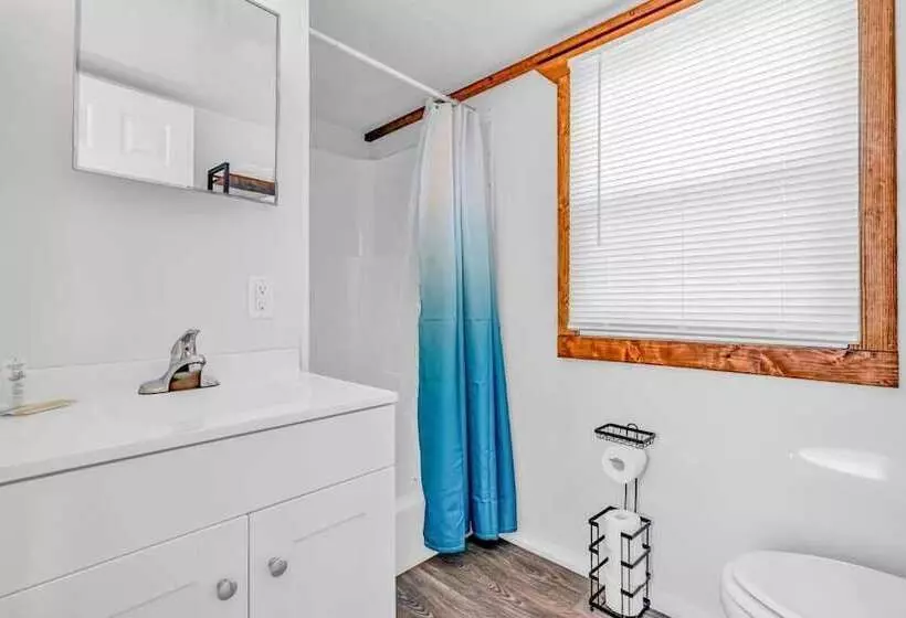 Hotelli Aqua Lodges At 47th Street