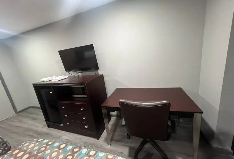 Hotelli Red Carpet Inn