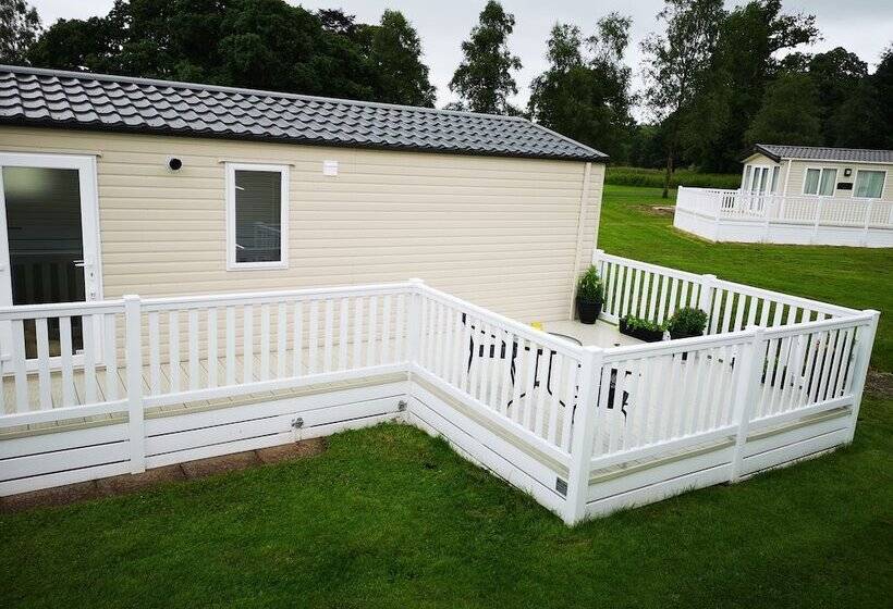 Hotel Tranquil Lodge Retreat In Beattock