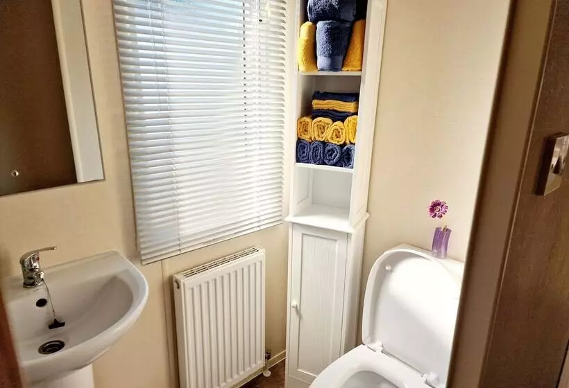 Hotelli Tranquil Lodge Retreat In Beattock