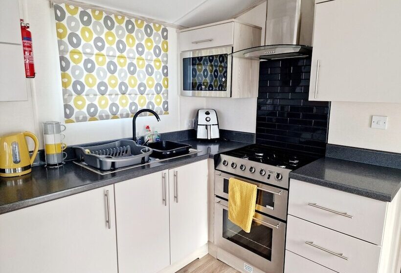 Hotel Tranquil Lodge Retreat In Beattock