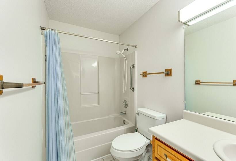 Waterfront Wheeler Lake Home W/ Furnished Deck