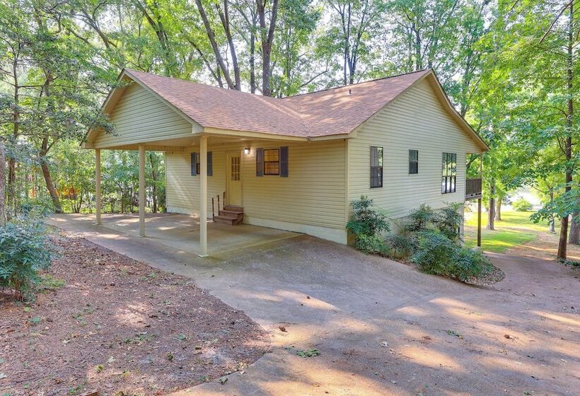 Waterfront Wheeler Lake Home W/ Furnished Deck