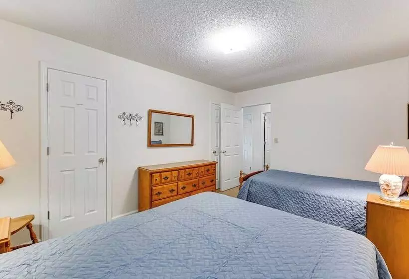 Waterfront Wheeler Lake Home W/ Furnished Deck