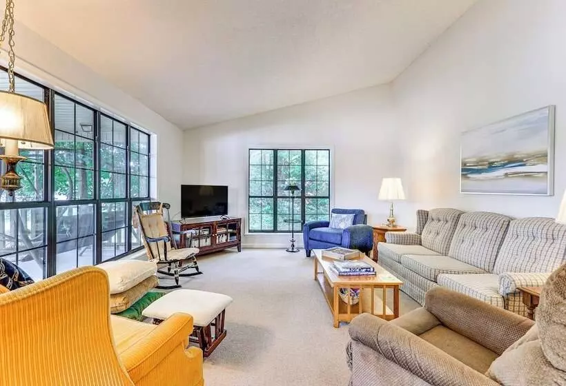 Waterfront Wheeler Lake Home W/ Furnished Deck