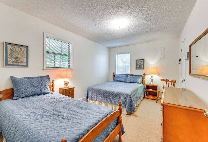 Waterfront Wheeler Lake Home W/ Furnished Deck