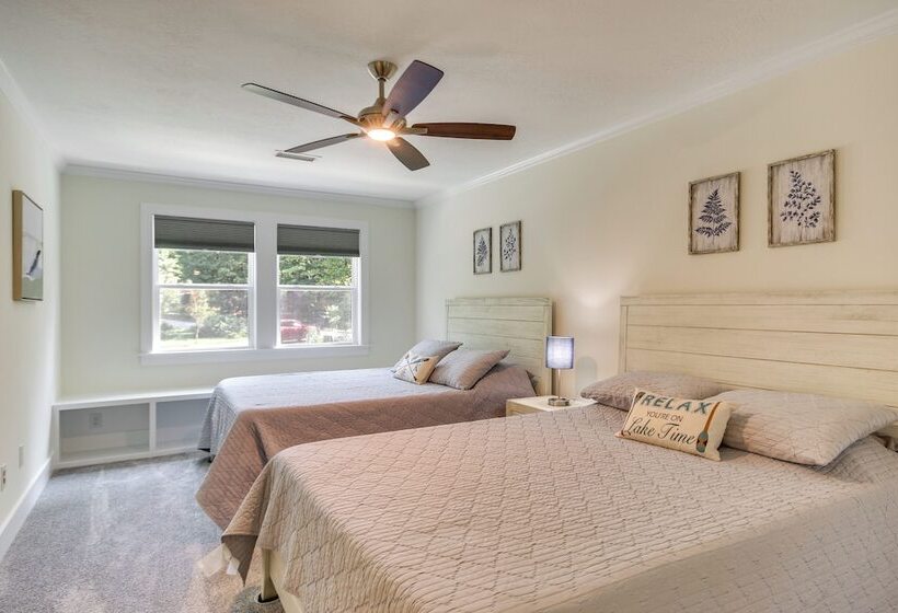 Lakefront Mccormick Retreat W/ Patio & Pool Access