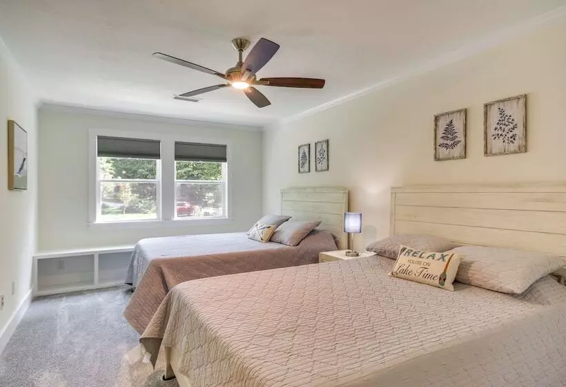 Lakefront Mccormick Retreat W/ Patio & Pool Access