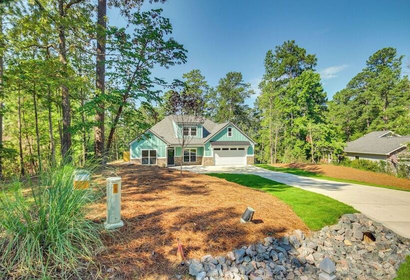 Lakefront Mccormick Retreat W/ Patio & Pool Access