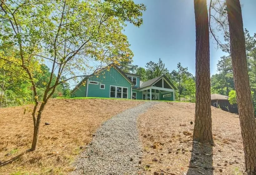 Lakefront Mccormick Retreat W/ Patio & Pool Access