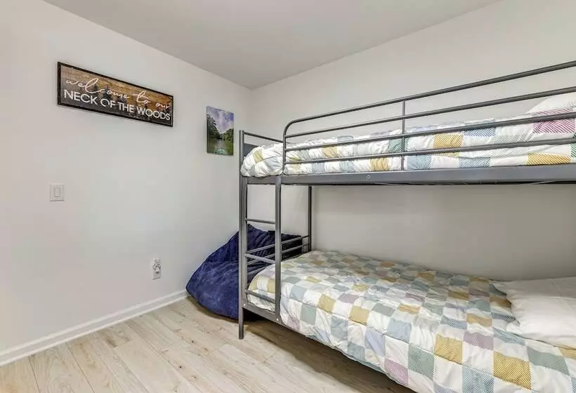Mooresville Retreat W/ Patio, 1 Mi To Lake Norman!
