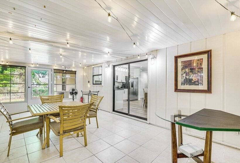 Ocala Home W/ Fenced Yard Near Wec: Dogs Welcome!