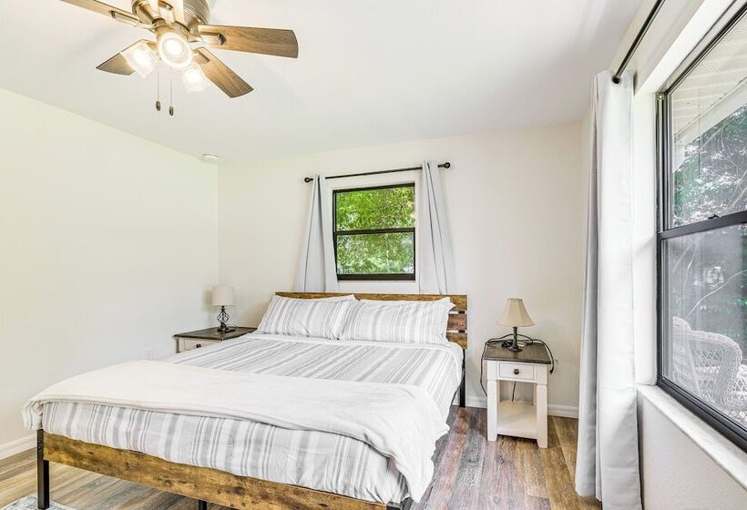 Ocala Home W/ Fenced Yard Near Wec: Dogs Welcome!