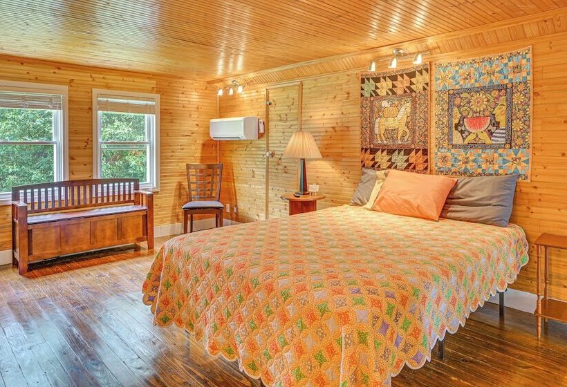 Peaceful Murray Home ~ 8 Mi To Kentucky Lake!