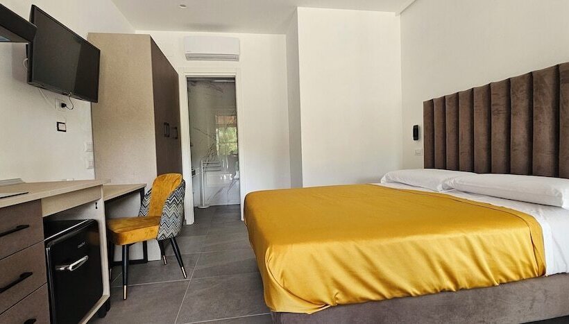 פנסיון Villa Daniela Suites