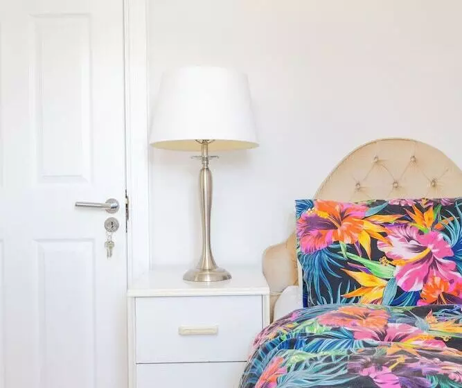 Majatalo Wavertree House