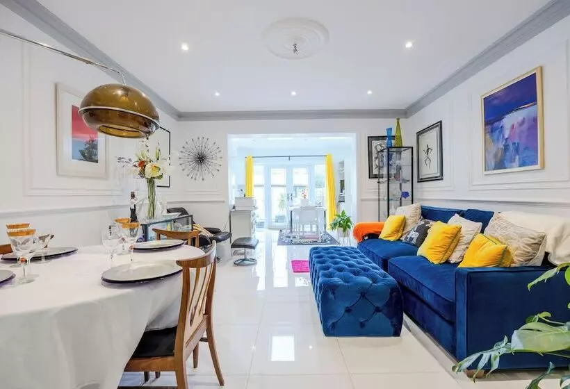 Majatalo Wavertree House