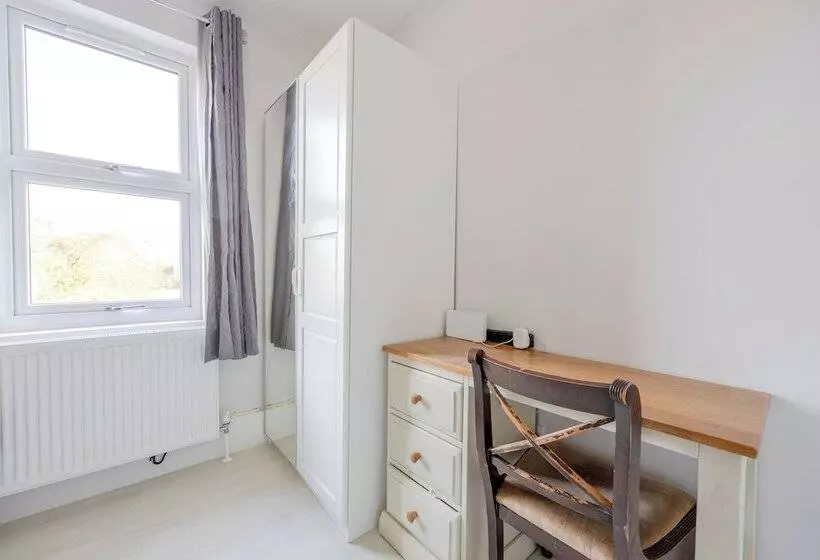 Majatalo Wavertree House