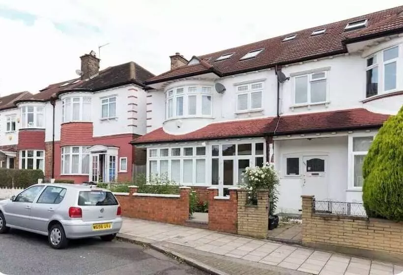 Majatalo Wavertree House