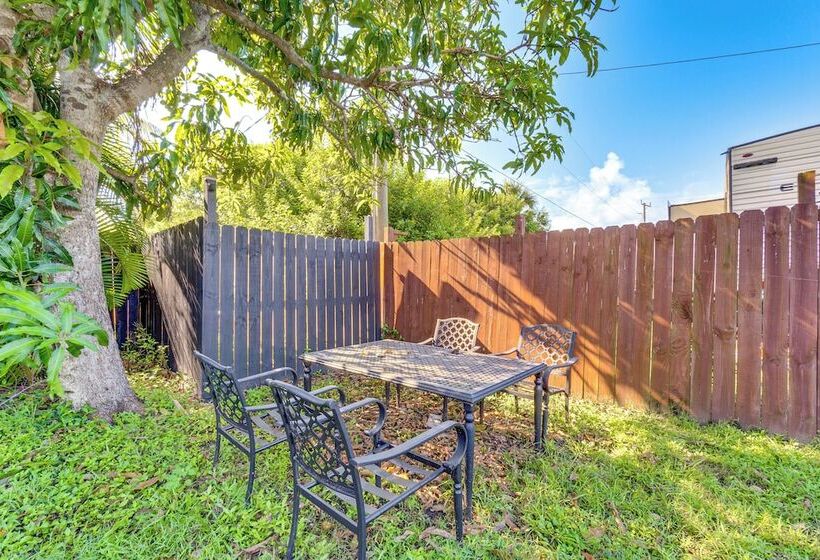 Port Charlotte Abode W/ Heated Pool, Grill & Yard!