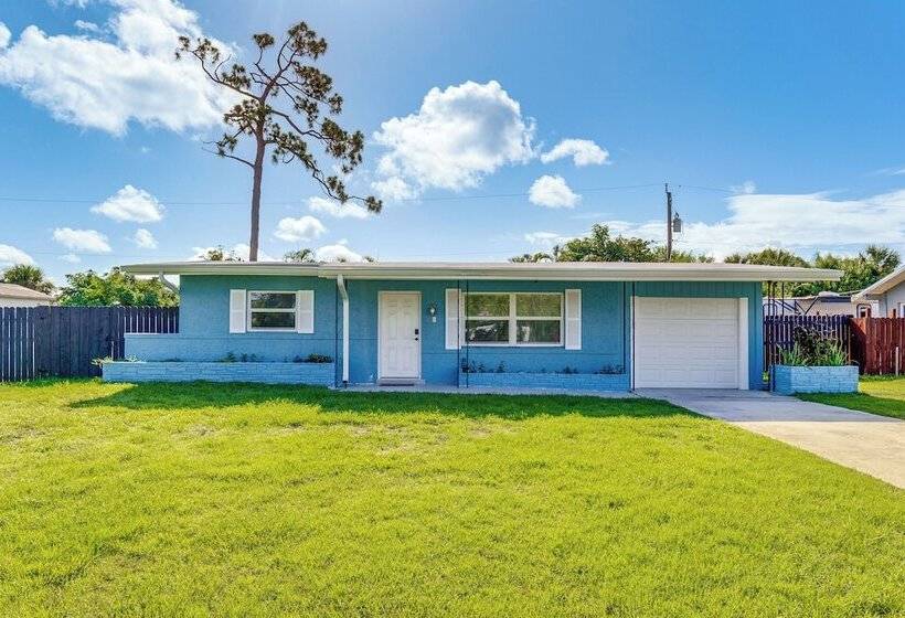 Port Charlotte Abode W/ Heated Pool, Grill & Yard!