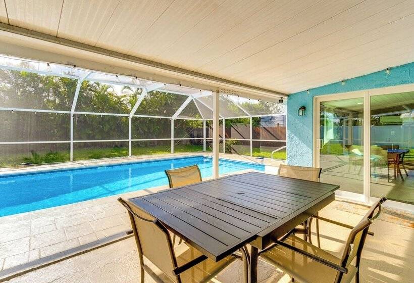 Port Charlotte Abode W/ Heated Pool, Grill & Yard!
