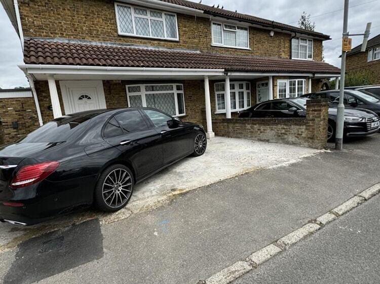 إقامة Drayton Dream House   6 Bedrooms