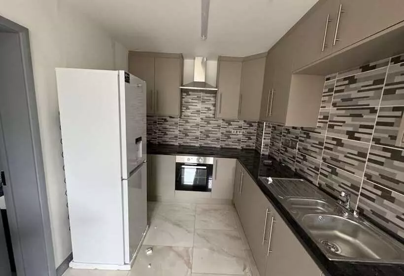 Residenssi Drayton Dream House   6 Bedrooms