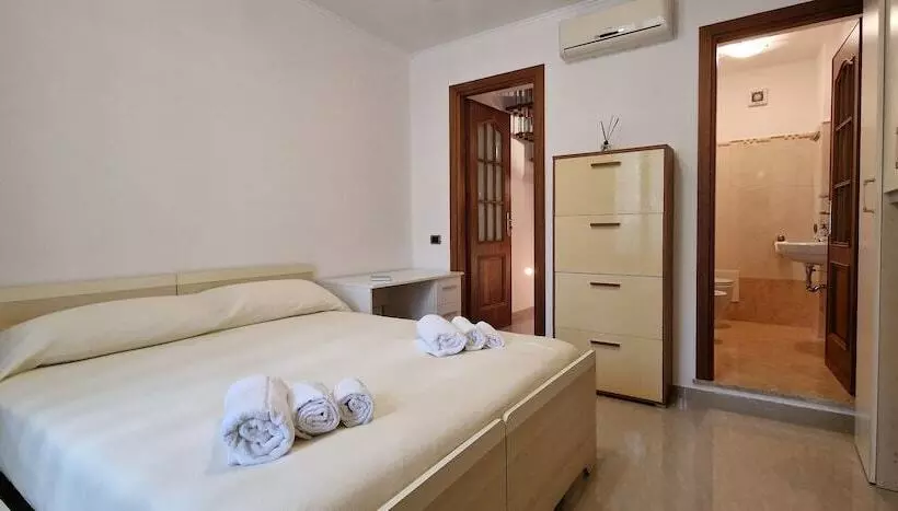 اقامتگاه Spacious House For Trekking Lovers In Maiori Town