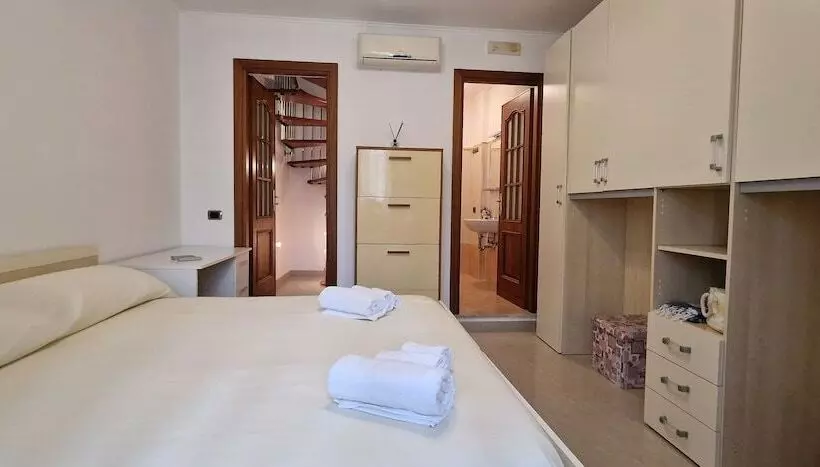 اقامتگاه Spacious House For Trekking Lovers In Maiori Town