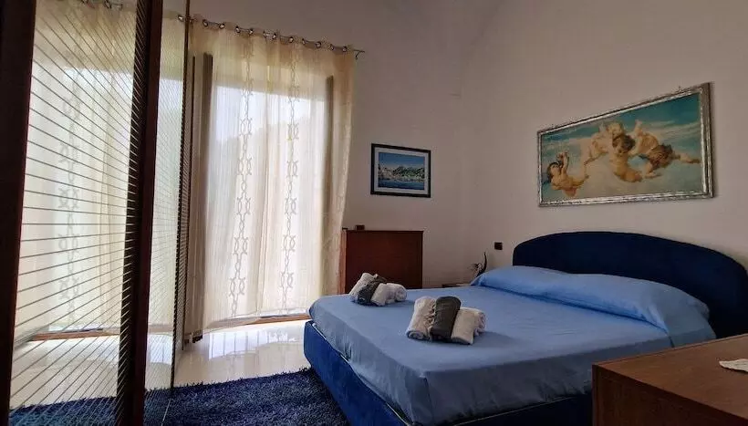 اقامتگاه Spacious House For Trekking Lovers In Maiori Town