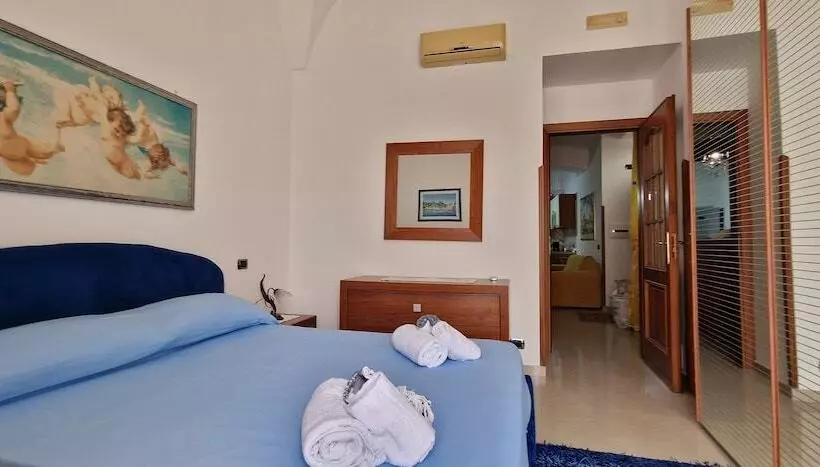 اقامتگاه Spacious House For Trekking Lovers In Maiori Town