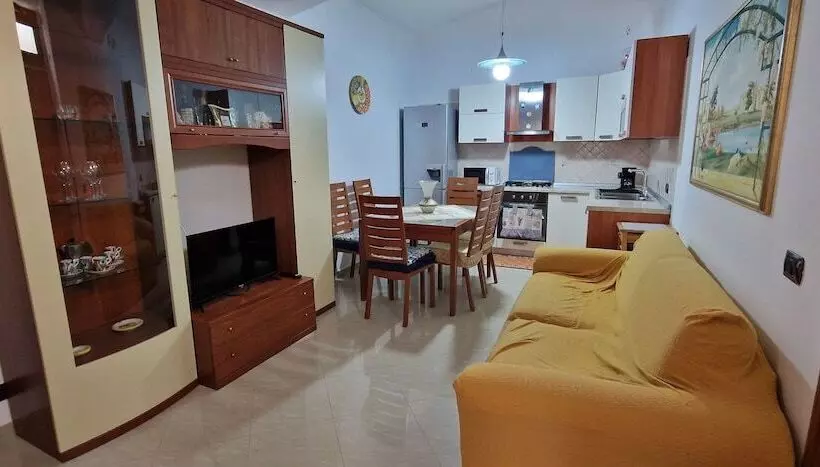 اقامتگاه Spacious House For Trekking Lovers In Maiori Town
