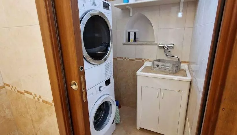 اقامتگاه Spacious House For Trekking Lovers In Maiori Town