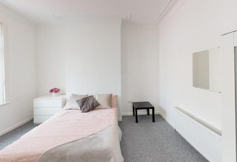 اقامتگاه Sunderland Cosy Cottage