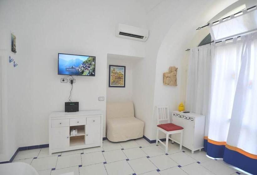 住所  Art House In Amalfi Historical Center Near Beach