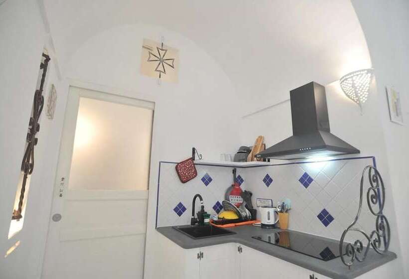 住所  Art House In Amalfi Historical Center Near Beach