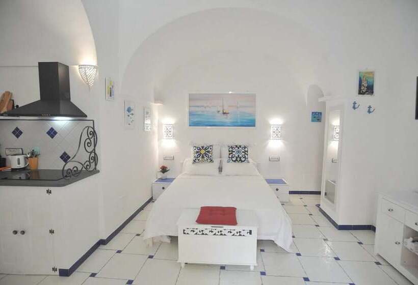 住所  Art House In Amalfi Historical Center Near Beach