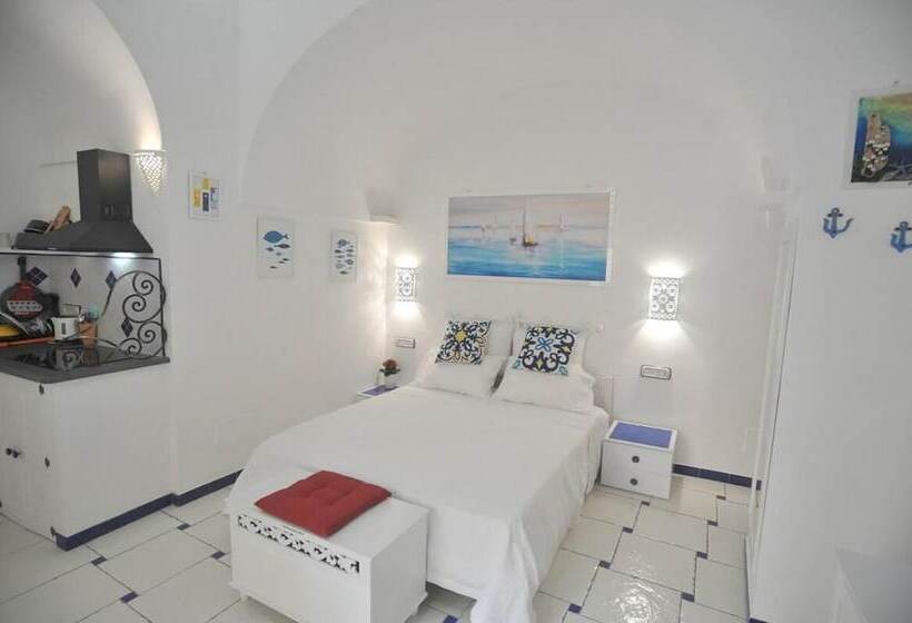 住所  Art House In Amalfi Historical Center Near Beach