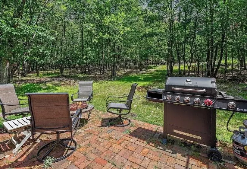 The Great Escape By Avantstay Game Room, Hot Tub