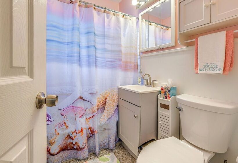 Waterfront Vero Beach Home W/ Pool & Boat Dock!