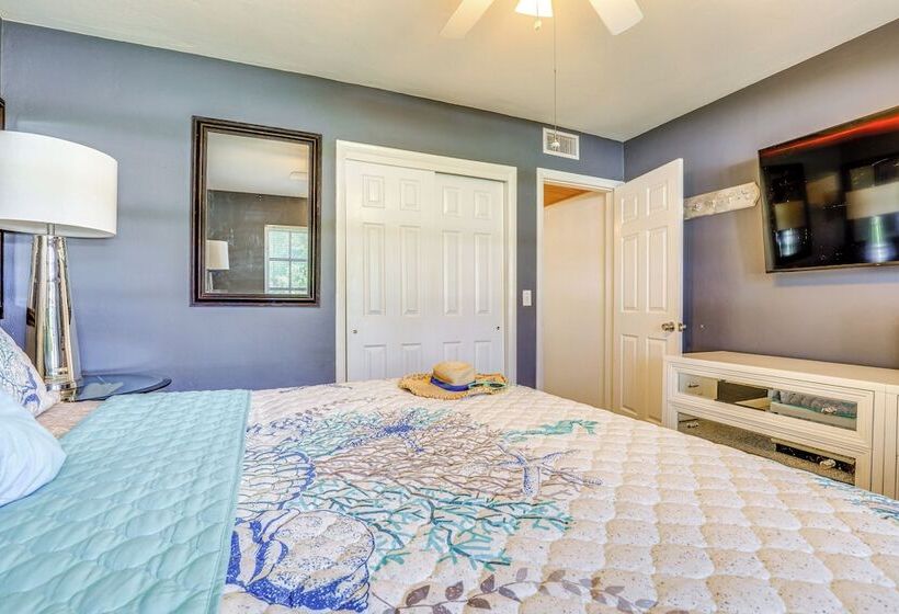 Waterfront Vero Beach Home W/ Pool & Boat Dock!